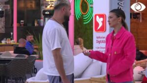 Luizi- Kiarës/ Në një lidhje ka dashuri, përkujdesje dhe vëmendje. Cilën më dhe ti mua?