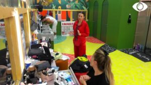 Debat për gjumin/ Olta: Po flet përçart? Kiara: Mos i bëj gjërat për inat