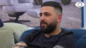 “Kokëderr fare”/ Lorenci për Kristin: Nuk mjafton vetëm edukata