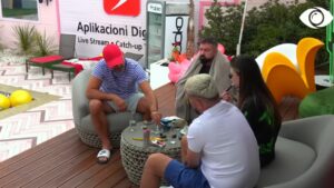 Luizi: Efi po bën viktimën që të ketë vëmendjen e publikut