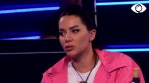 “Po mundohet të mos krijojë afrimitet me mua”/ Efi për Luizin