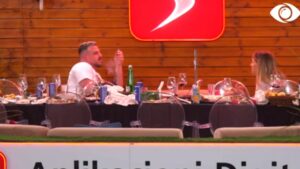 Nuk guxon të më prekësh me dorë/ Nita debaton me Ronaldon 