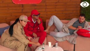 Efi u kërkon djemve votën për lidere