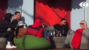 “Skuthe 100 karatshe”/Bledi debaton me Dean: Je e cekët!