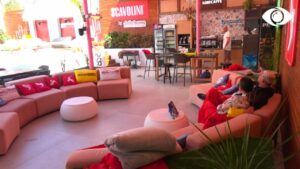 “As një mirëmëngjes”/ Kristi nuk i përshëndet, Kiara dhe Luizi e ngacmojnë