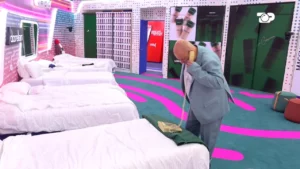 “Nuk e kam tradhtuar kurrë”/ Iliri surprizohet në shtëpinë e BBV, telefonohet nga bashkëshortja: Ka një problem, na ke lënë pa gjumë