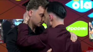 Kristi shpërthen në lot, dy vëllezërit i bëjnë surprizën që e papritur