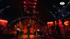 Nis ndryshe spektakli i sotëm i Big Brother VIP, Alis merr duartrokitjet e publikut me interpretimin e këngës “Nan”